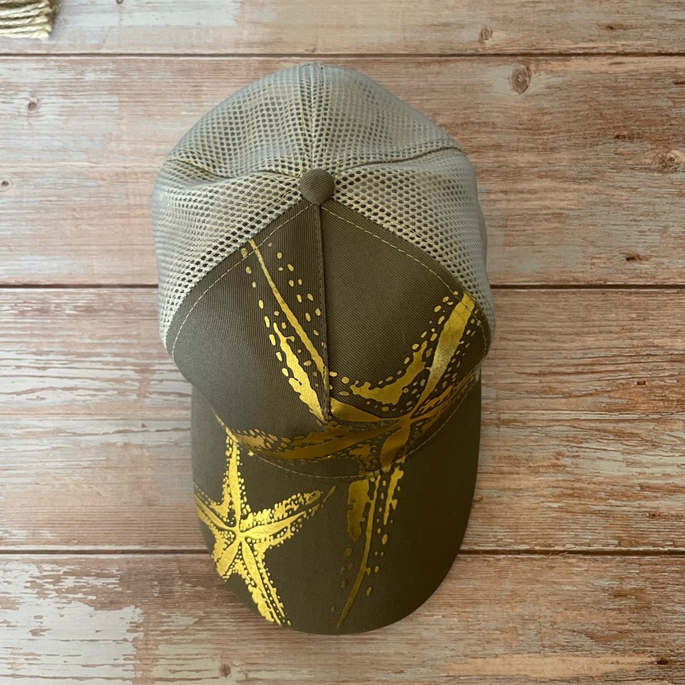 Metallic starfish trucker hat